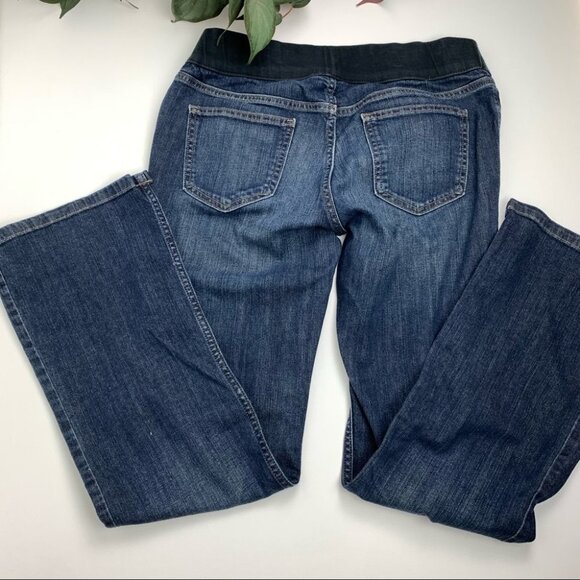 Old Navy Low Rise Boot Cut Maternity Jeans - Picture 9 of 9
